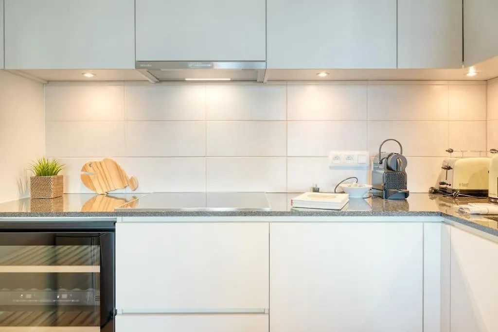 Cozy Apartment For 6 In Oostende